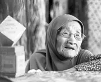 Sarawak's tikar bergerang custodian Ngot Bi dies at 94