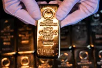 Gold gains 1% with US inflation data, Middle East risks in focus
