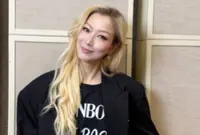 HK singer Sammi Cheng feasts on satay and laksa on her whirlwind Singapore trip