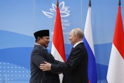 Indonesian government defends Prabowo’s Russia trip amid disasters at home