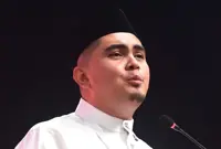 Perform or get dropped, Akmal warns Umno Youth representatives