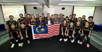 Maba dangle apartment and RM50,000 cash for Asian Games gold