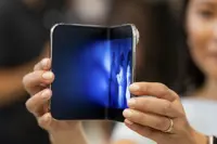 Glass thinner than a human hair: How the new iPhone bends but doesn’t break