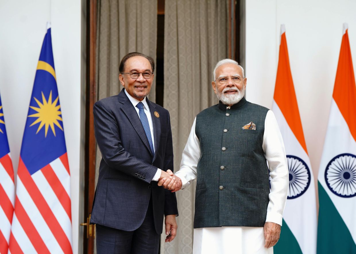 Anwar, Modi reaffirm Malaysia-India ties with warm "my brother" greeting