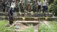 Children in South-East Asia continue to fall victim to deadly cluster munition remnants, says report
