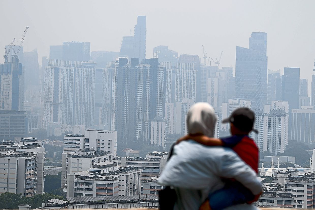 The haze hit Singapore too.