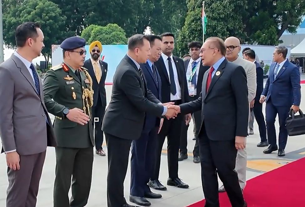 After BRICS Summit, Anwar arrives in Keralam for second leg of India visit