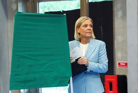 Sweden's centre-left opposition bloc seen winning by one seat, election authority projects