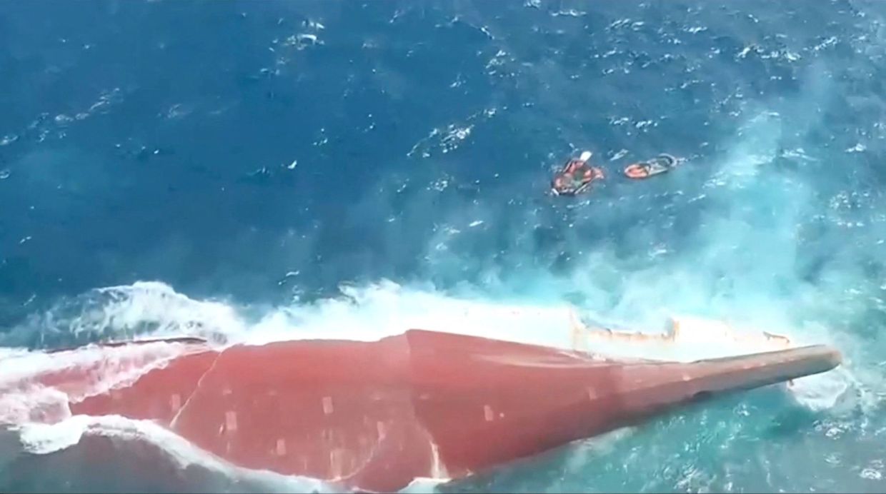 An aerial view of the Virgo Transport 8 passenger ship that capsized in Indonesia's Java sea, September 13, 2026, in this still image taken from video. - Photo: BASARNAS/Handout via Reuters
