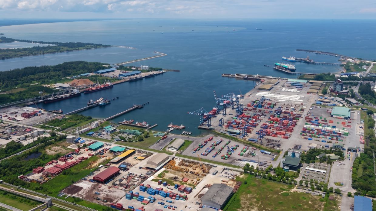 Bintulu Port officially transitions from Federal port to state port