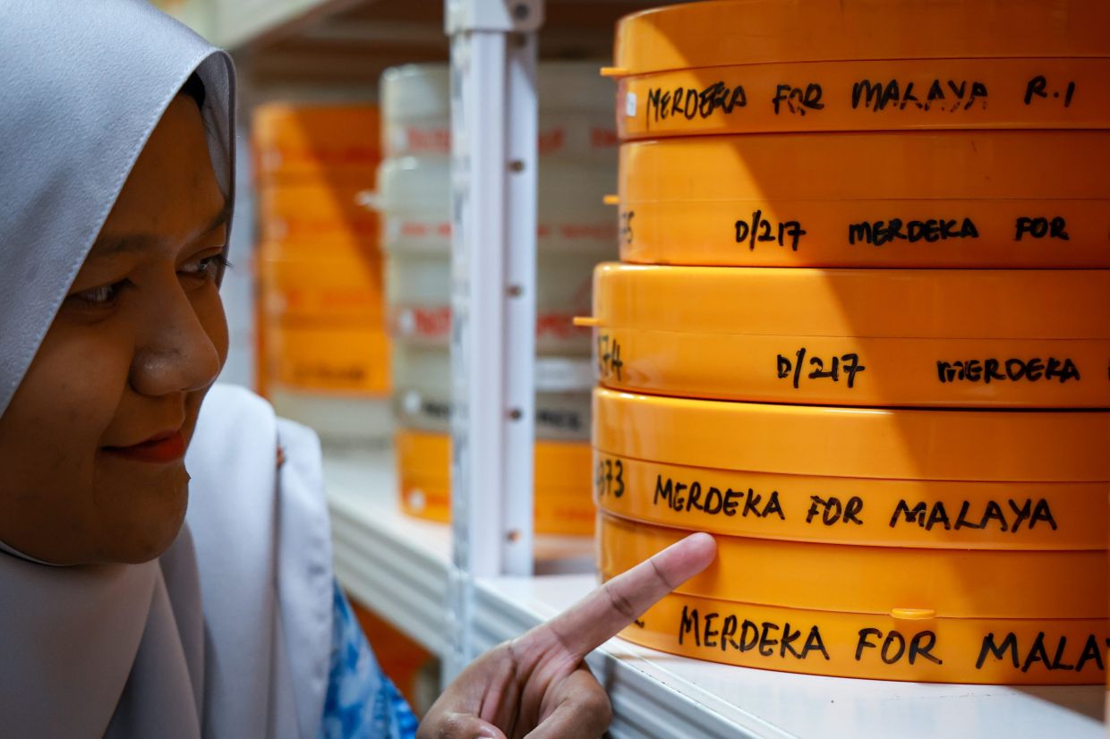 The 96-week Digitised Malaysia History (DMH) project highlighted the importance of human expertise in restoring historical materials while preserving their authenticity. Photo: Bernama