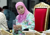 Haze: Queen calls for postponement of Johor Family Day Carnival