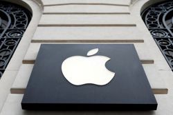 Musk's X Corp and SpaceXAI resolve antitrust lawsuit against Apple