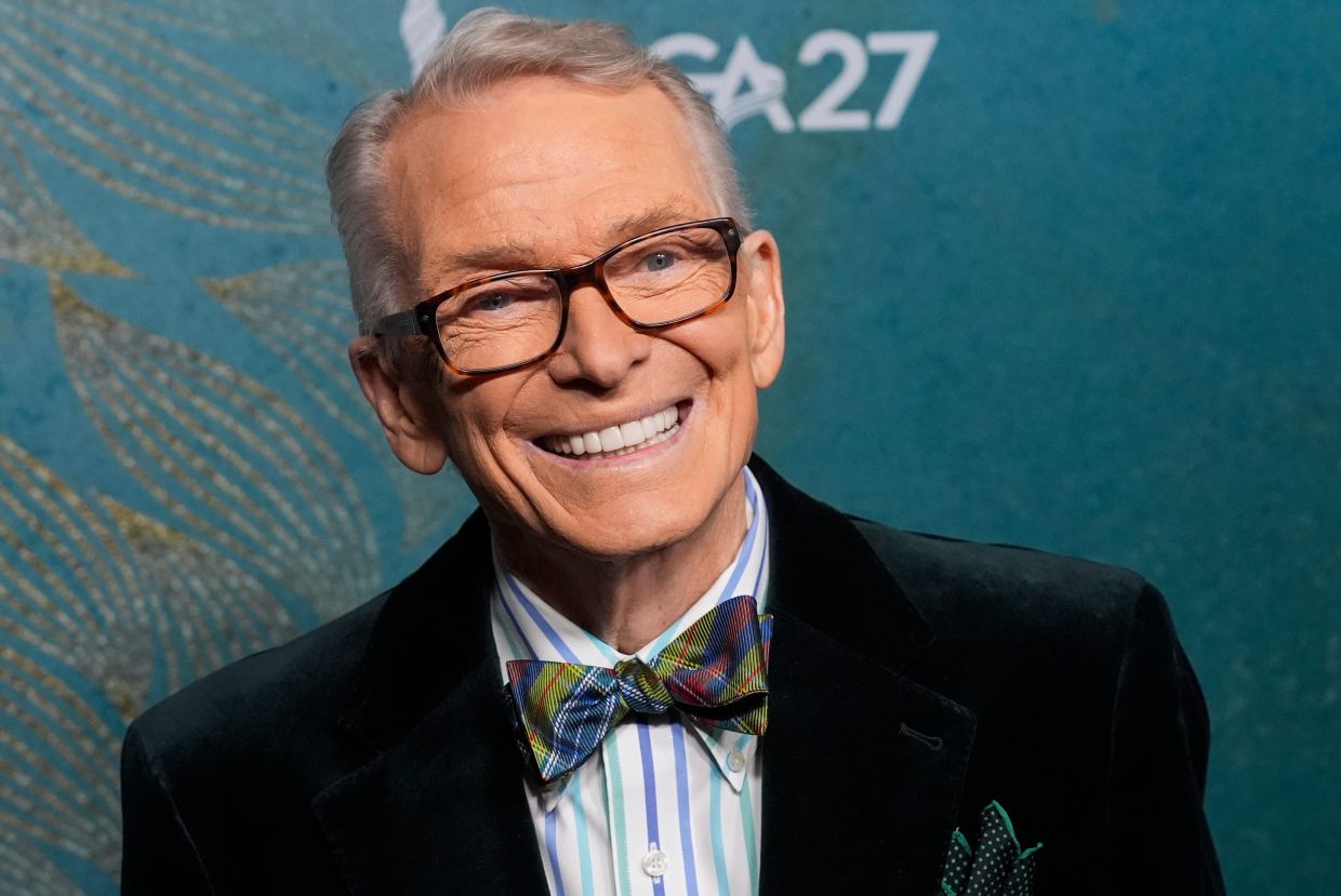Star-Modedesigner Bob Mackie, bekannt für Hollywood-Glamour ...