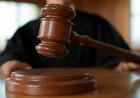Mechanic claims trial to abducting woman outside police station