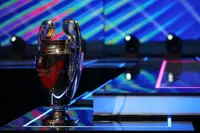 Soccer-Munich's Allianz Arena, Barcelona's Camp Nou to host Champions League finals