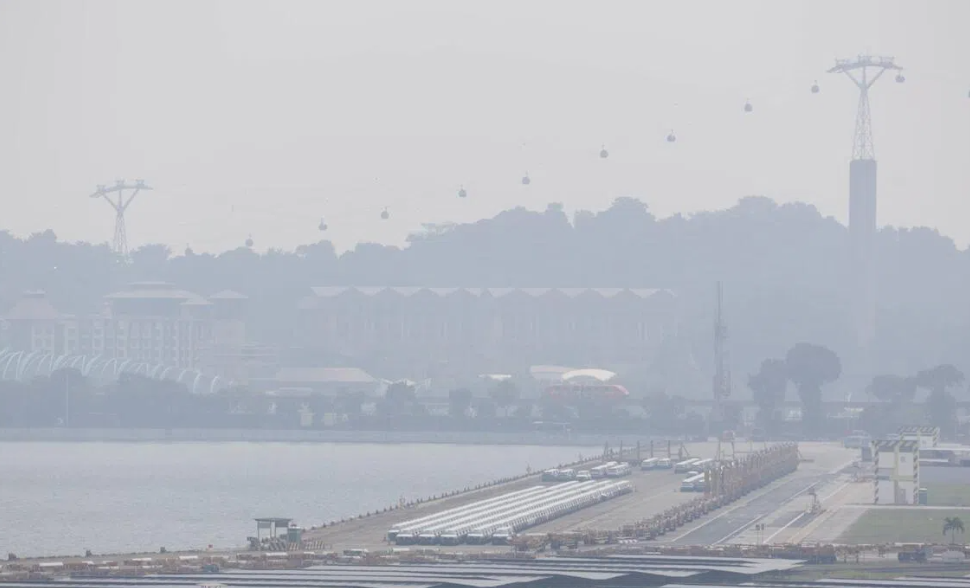 新加坡空气质量正在改善；只有中部地区仍处于不健康范围。
