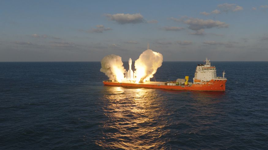 Chinese Gravity-1 rocket launches nine satellites from sea