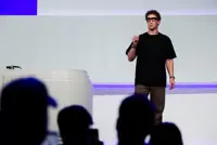 Meta plans camera-free smart glasses for fall launch, The Information reports