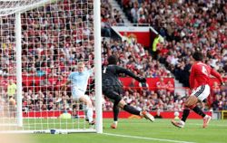 Soccer-Pro Ref chief Webb says VAR 'tunnel vision' led to Manchester derby error