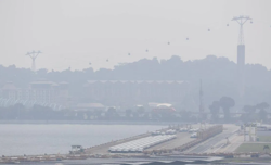 Air quality in Singapore improving; only central region remains in unhealthy range