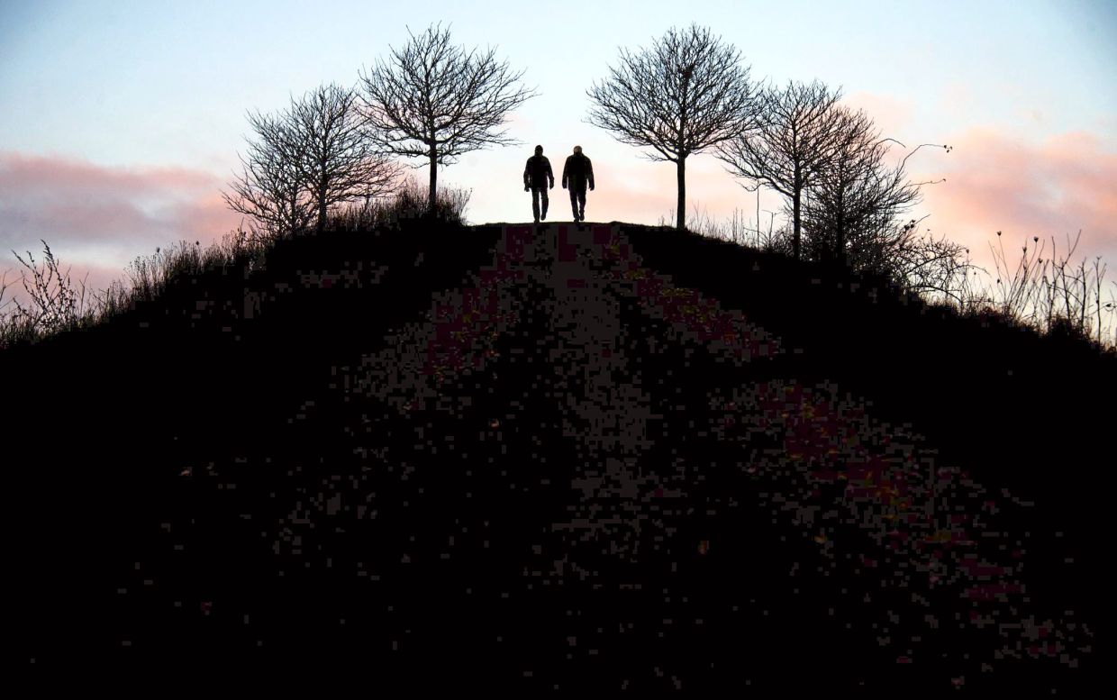 Men are affected differently by declining testosterone levels over the course of their lives. Photo: dpa