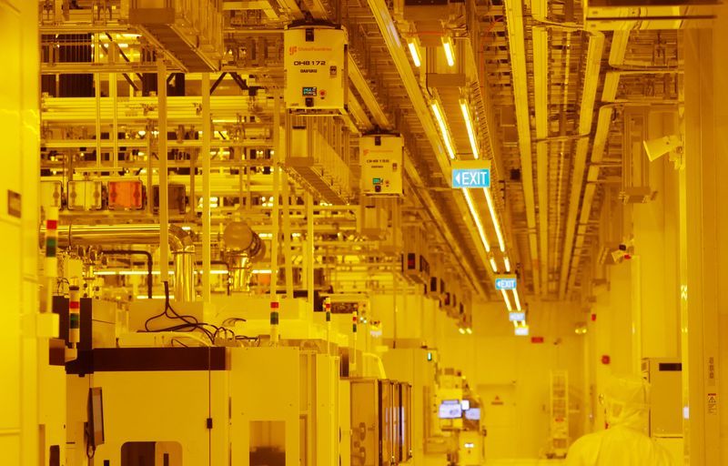 GlobalFoundries And Marvell Expand SiGe Deal For AI Data Center Optics