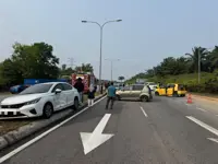 Man dies in crash at Kota Tinggi traffic light