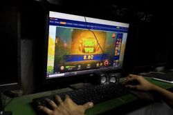 Casinos posing as salons spur Philippine digital payment review