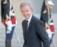 LVMH signed 2002 deal to buy 6% Hermes shares