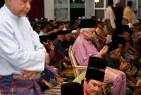 Negri Ruler performs Friday prayers at Seri Menanti