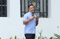 Najib’s aide spotted at Jalan Langgak Duta residence