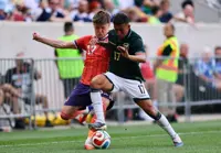 Soccer-Barcelona duo left out of Spain squad with four changes from World Cup victory