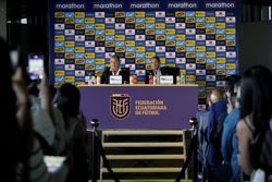 Soccer-Gallardo says Ecuador can compete with top teams