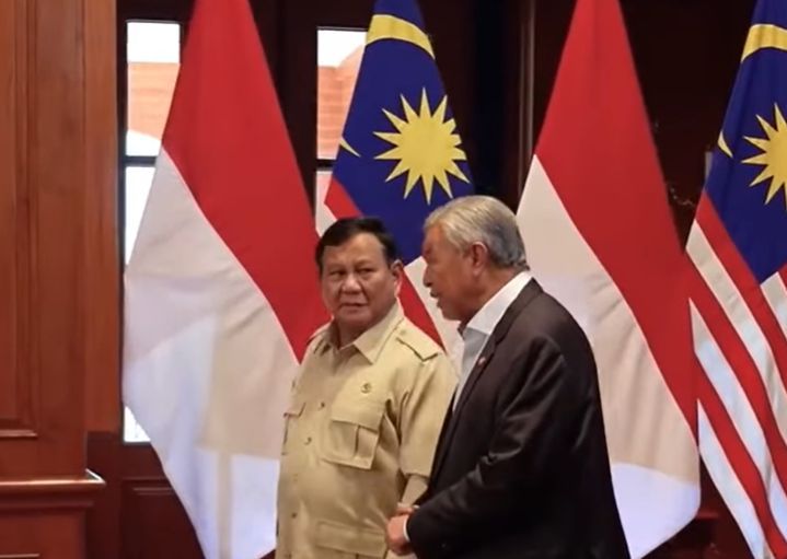 Malaysia to Deploy Aircraft, Helicopters to Help Indonesia Combat Kalimantan Forest Fires