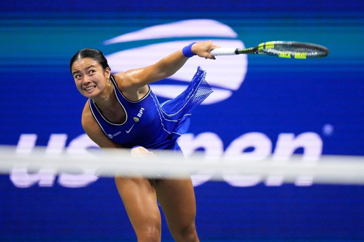 Alexandra Eala serves during her match against Iva Jovic in the third round of the women's singles at the US Open, at the Billie Jean King National Tennis Center in New York on Sept. 5, 2026. -- Photo by AP
