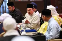 Anwar: Govt to help streamline, elevate pondok institutions