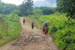 Clashes break out in central Myanmar; local residents flee to safety, with casualties reported