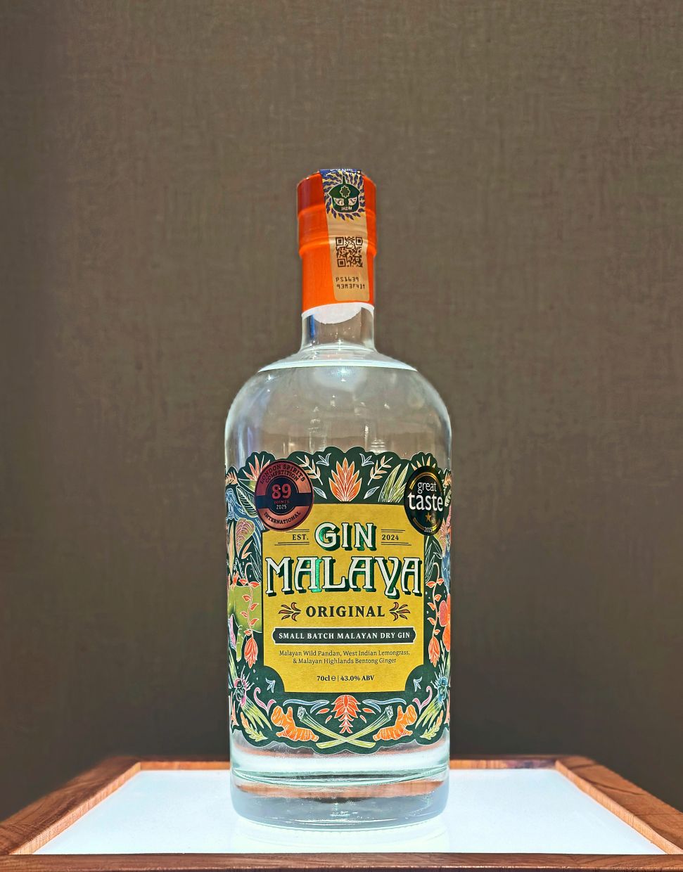 Gin Malaya is distilled in Scotland with Malaysian botanicals such as pandan, bunga kantan, and Bentong ginger.