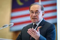 PM Anwar conveys condolences on the passing of former deputy minister
