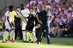 Soccer-Mourinho fumes at referee, Simeone urges respect after fiery Madrid derby