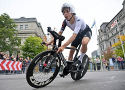 Cycling-Birthday girl Reusser retains world time trial title in Montreal