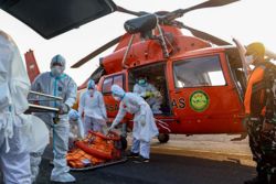 Indonesia continues search for hundreds missing in capsized ship