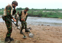 S. Korea troops among three injured in DMZ blast: Yonhap TV