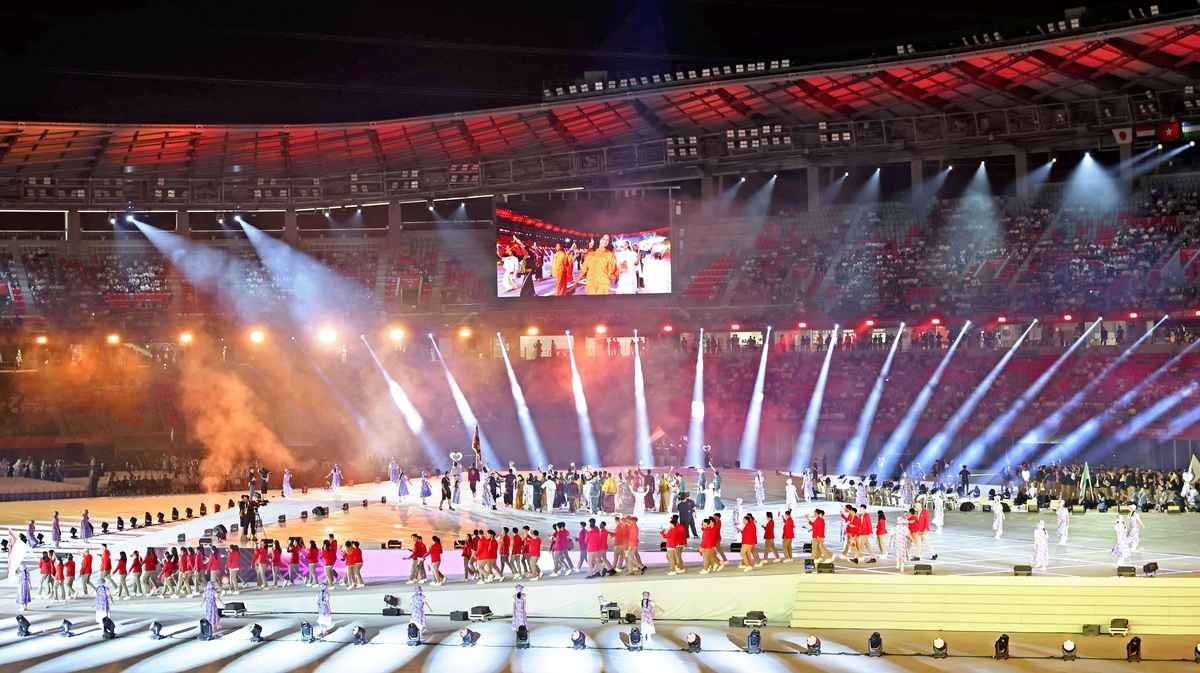 Typhoon Dujuan reroutes two Team Singapore athletes heading to Asian Games; some events disrupted