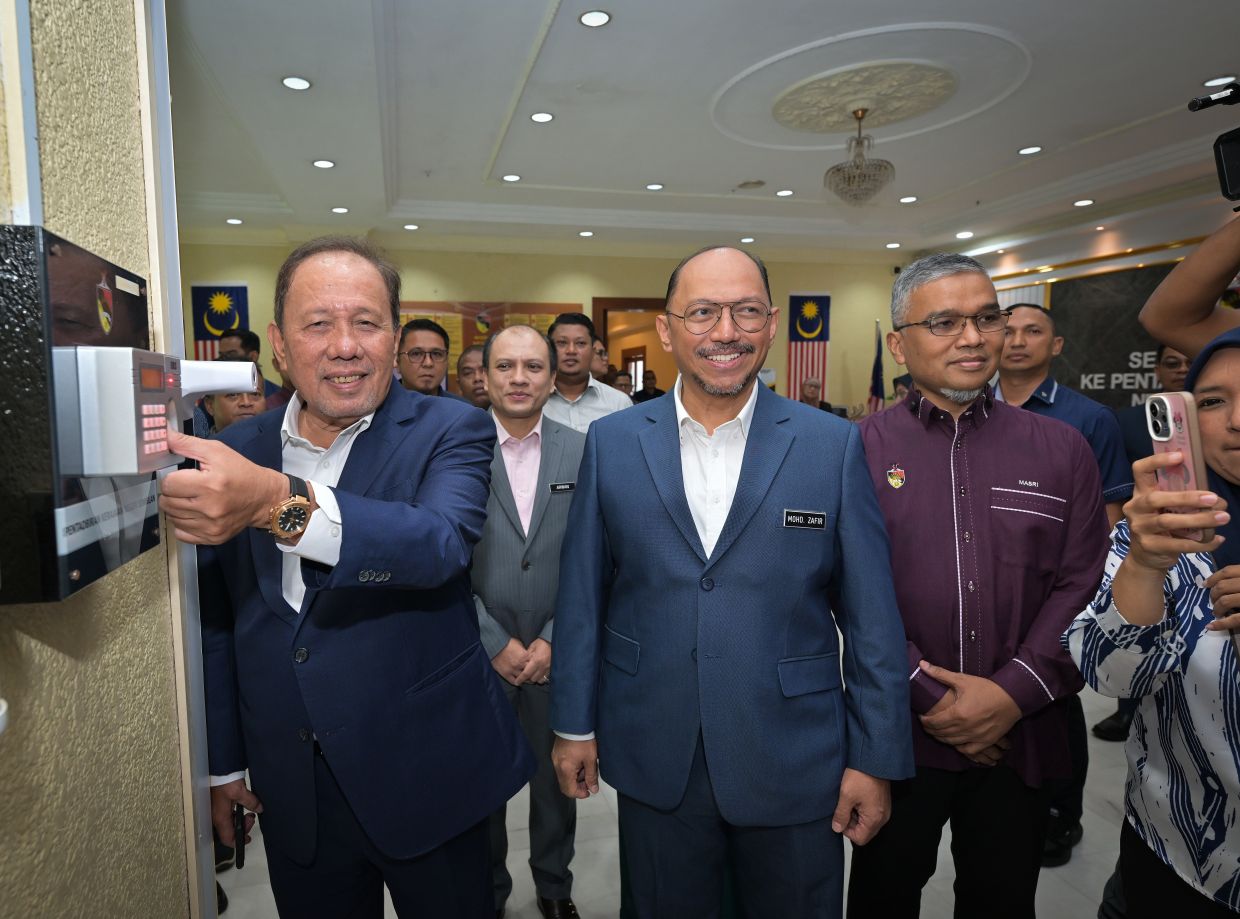 Negri royal row: State secretary and legal advisor suspended, says MB