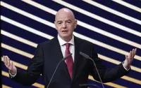 Soccer-Infantino says he is open to talks over FIFA reform