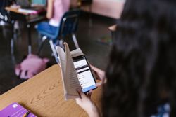 Mexico joins countries banning mobile phones in schools