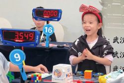 Six-year-old Chinese girl sets world record with Rubik’s Cube