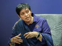 Let the Negri people resolve state’s royal crisis, says Azalina